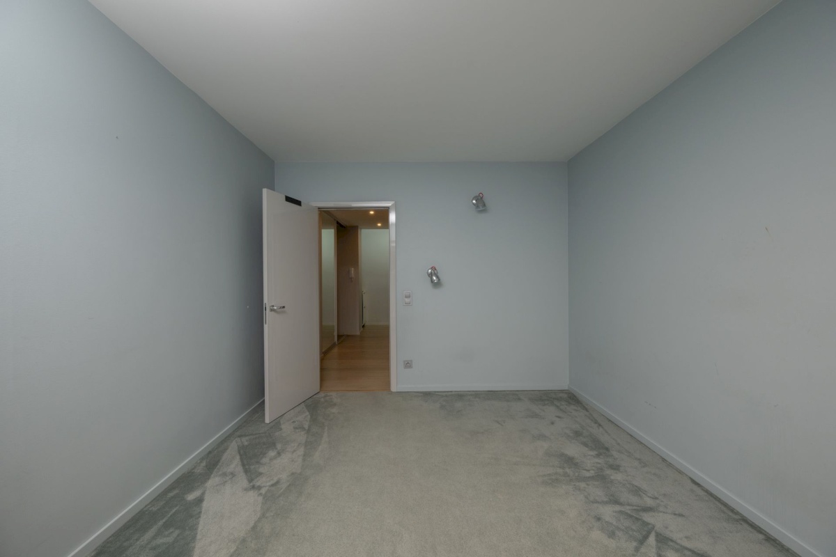 Tallinn, Kesklinna linnaosa, Raua, Tina 21