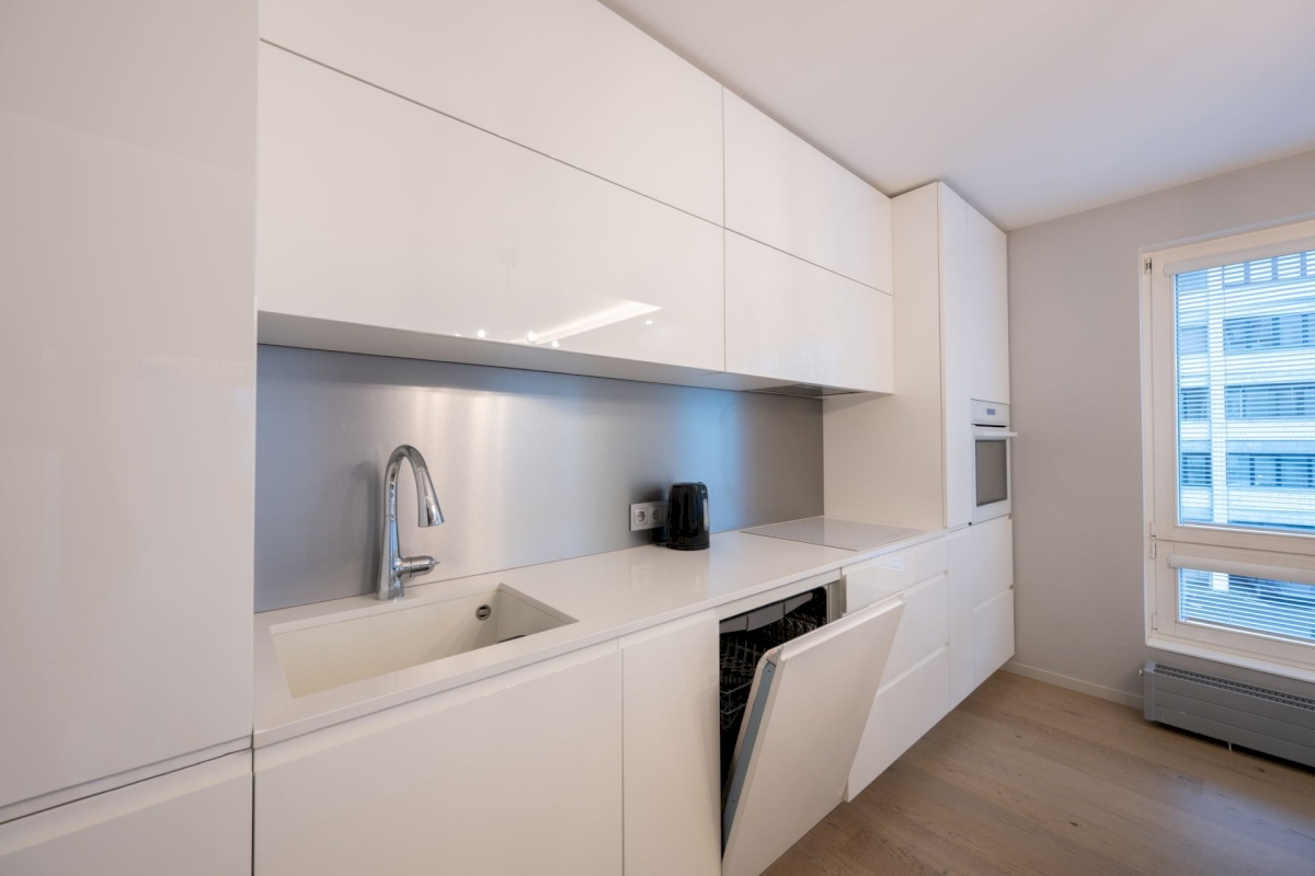 Tallinn, Kesklinna linnaosa, Raua, Tina 21