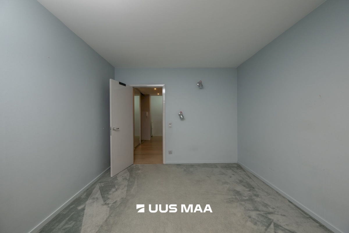 Tallinn, Kesklinna linnaosa, Raua, Tina 21