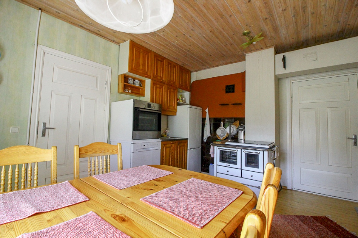 Põhja-Pärnumaa vald, Pärnu-Jaagupi alev, Kalli mnt 30