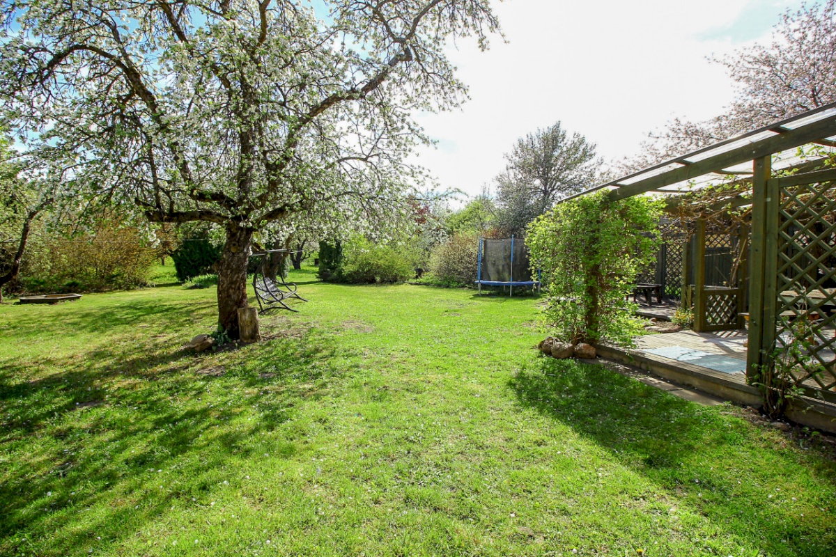 Põhja-Pärnumaa vald, Pärnu-Jaagupi alev, Kalli mnt 30