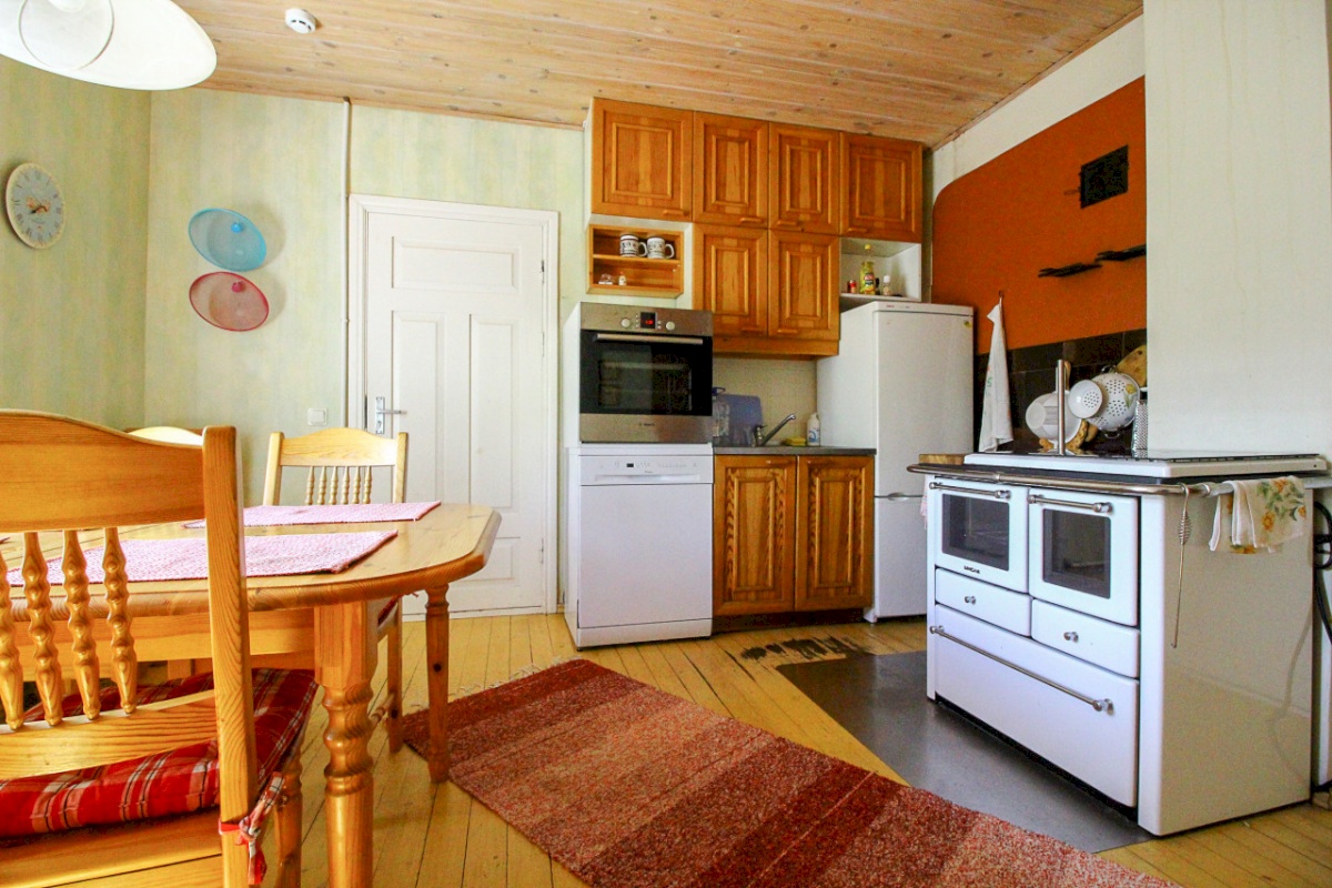 Põhja-Pärnumaa vald, Pärnu-Jaagupi alev, Kalli mnt 30