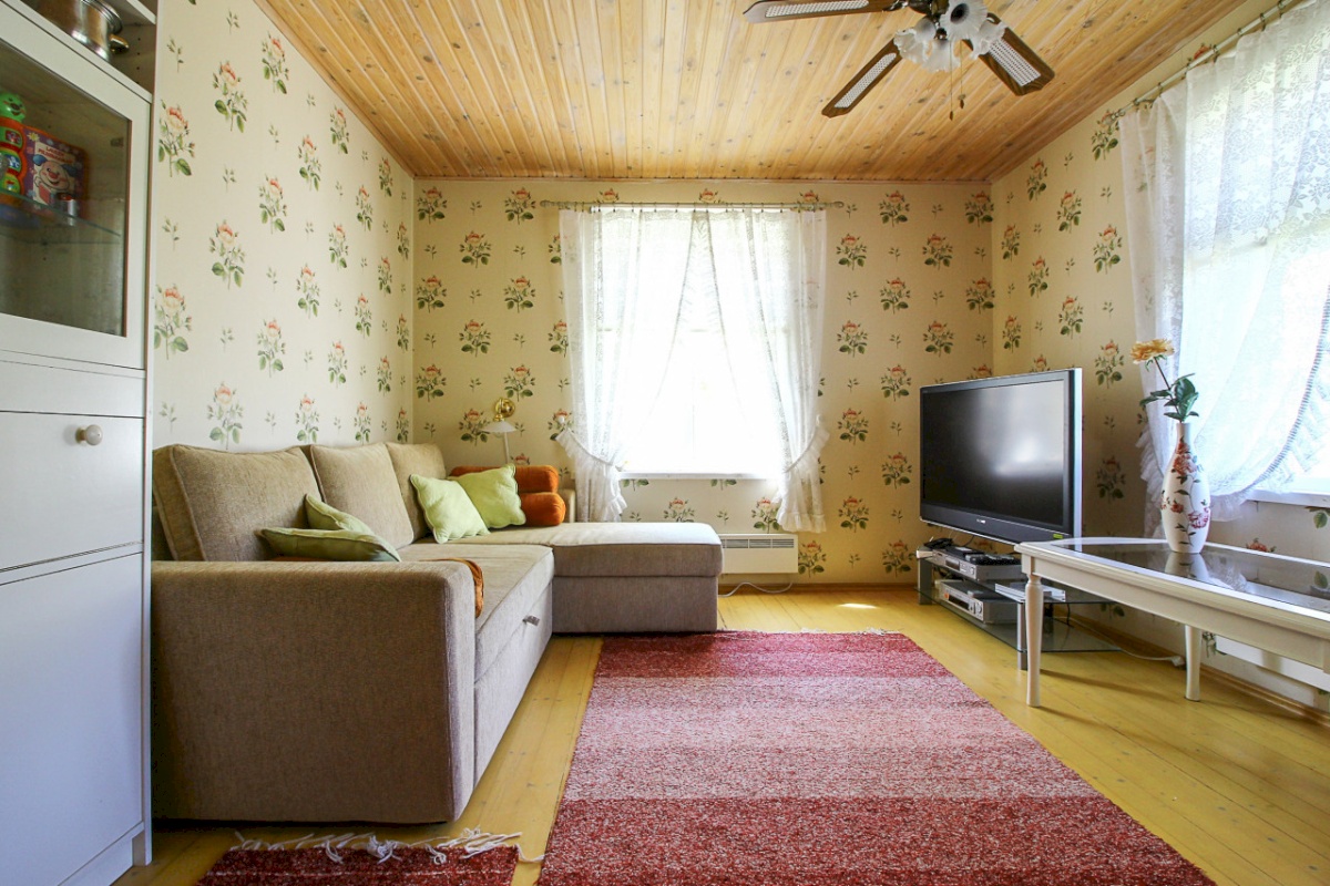 Põhja-Pärnumaa vald, Pärnu-Jaagupi alev, Kalli mnt 30