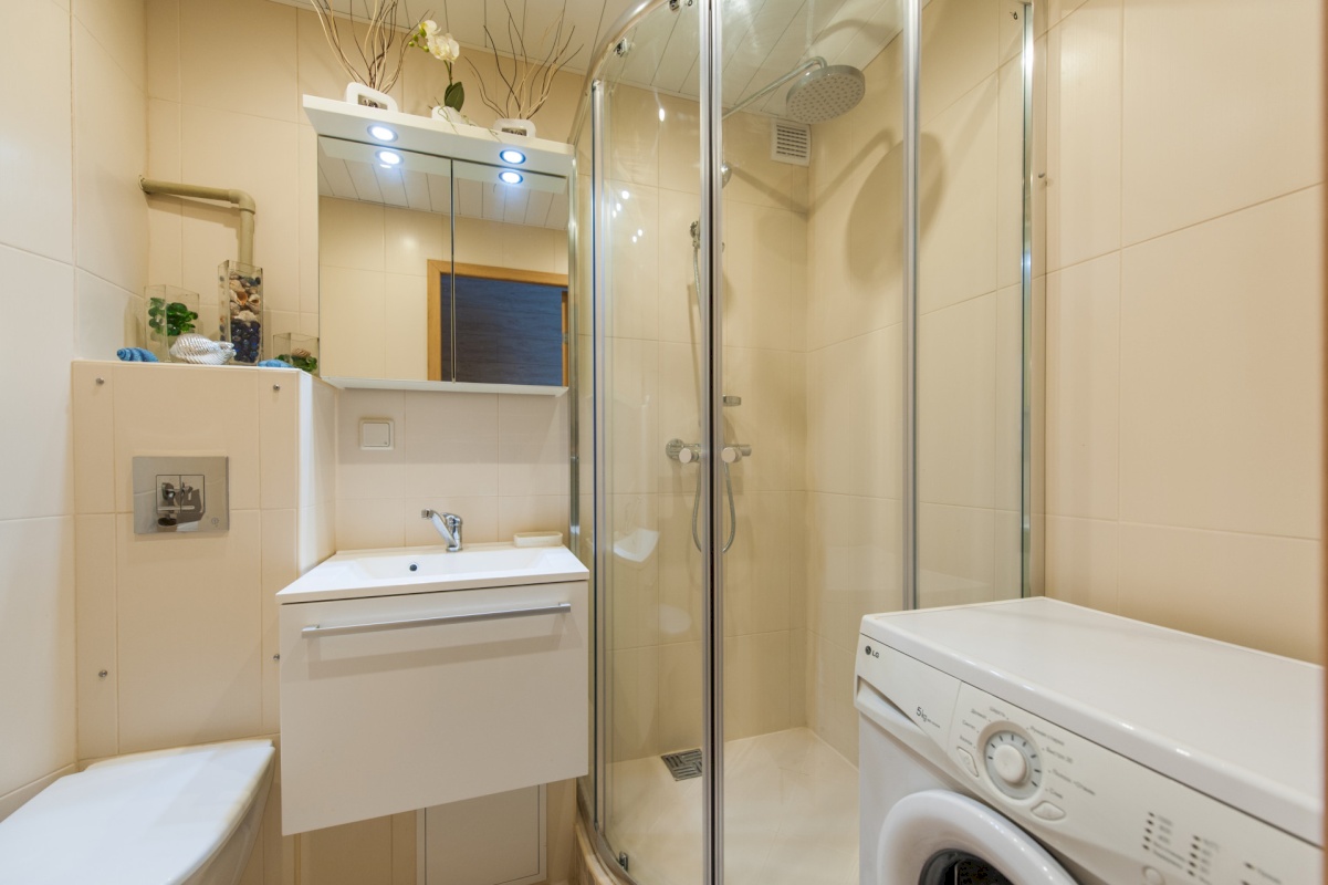 Tallinn, Mustamäe linnaosa, Ehitajate tee 23a