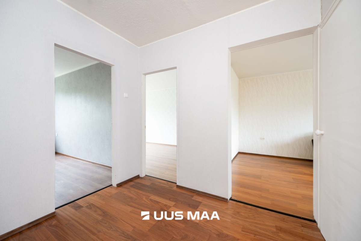 Tallinn, Mustamäe linnaosa, Mustamäe, Mustamäe tee 102