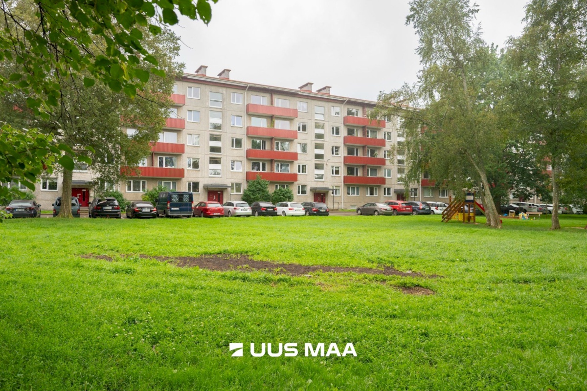 Tallinn, Mustamäe linnaosa, Mustamäe, Mustamäe tee 102