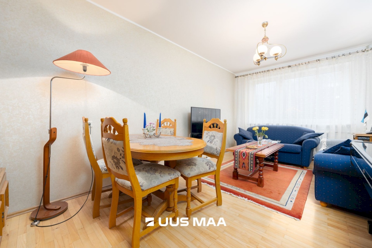 Tallinn, Mustamäe linnaosa, Mustamäe, Akadeemia tee 64a