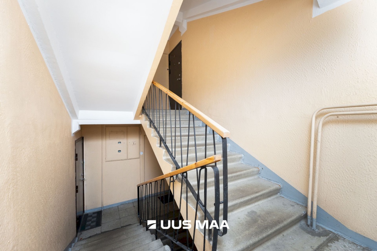 Tallinn, Mustamäe linnaosa, Mustamäe, Akadeemia tee 64a