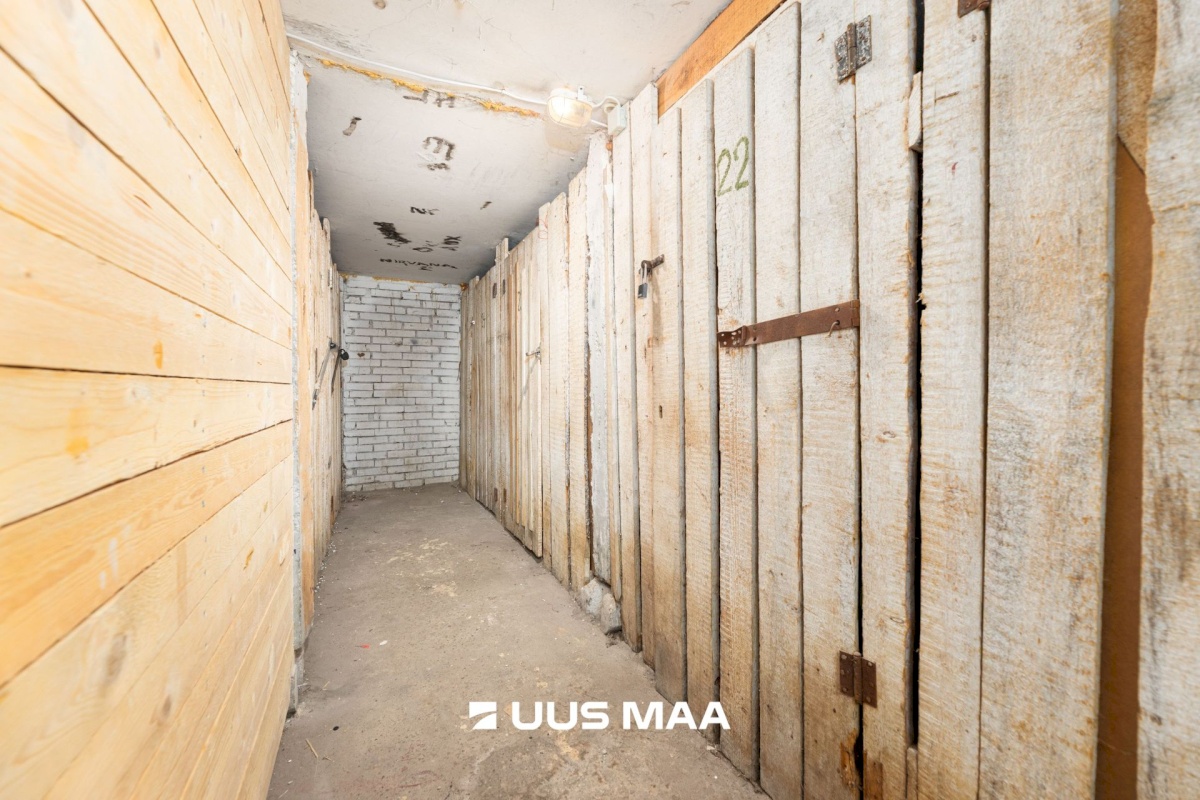 Tallinn, Mustamäe linnaosa, Mustamäe, Akadeemia tee 64a