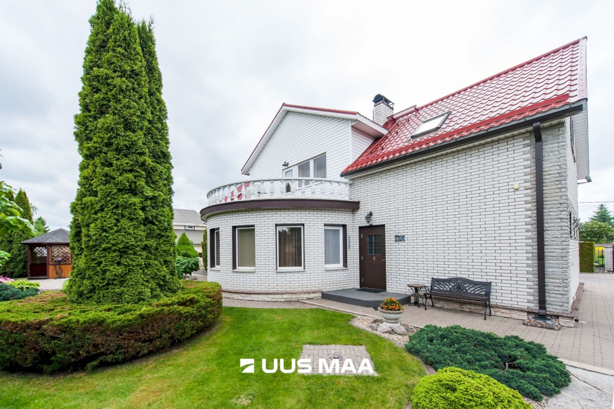Maardu linn, Lubika tee 9