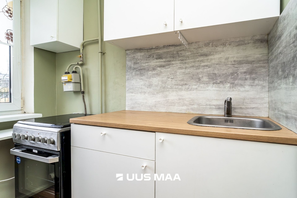 Tallinn, Mustamäe linnaosa, Ehitajate tee 72