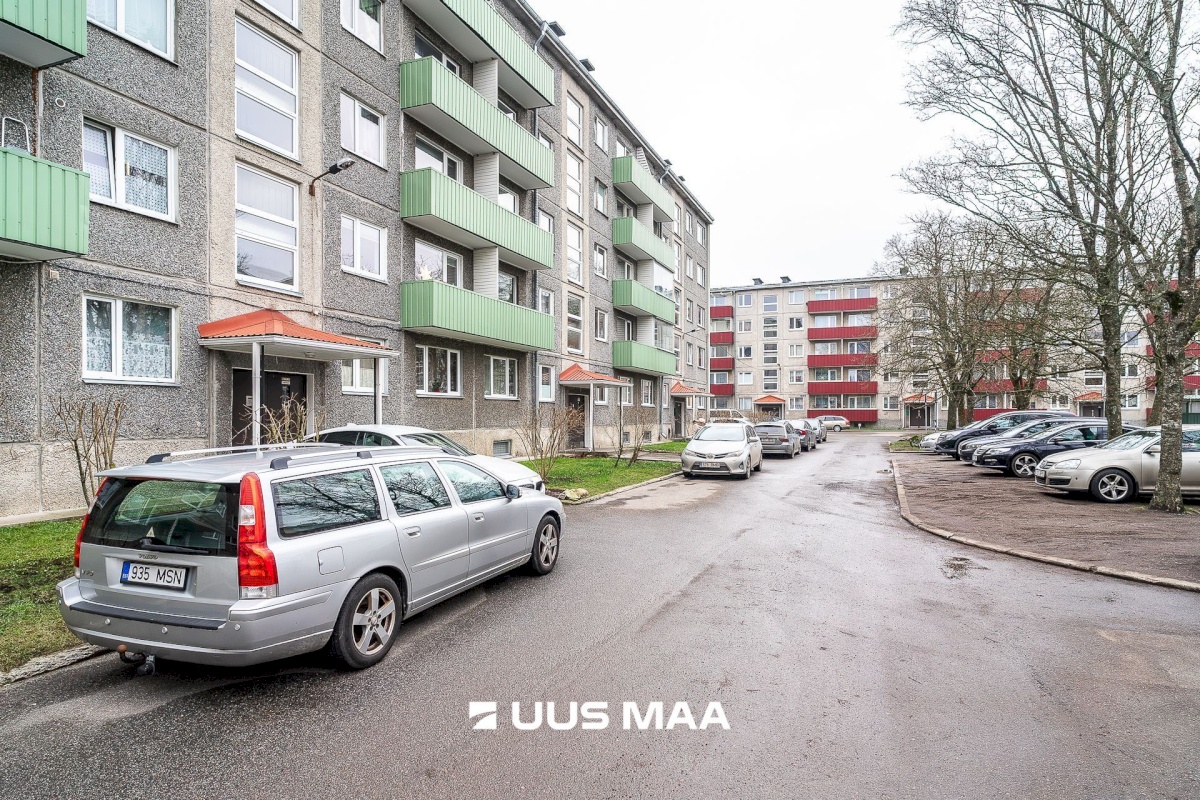 Tallinn, Mustamäe linnaosa, Ehitajate tee 72