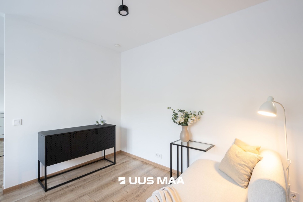 Tallinn, Lasnamäe linnaosa, Sikupilli, Pallasti 10