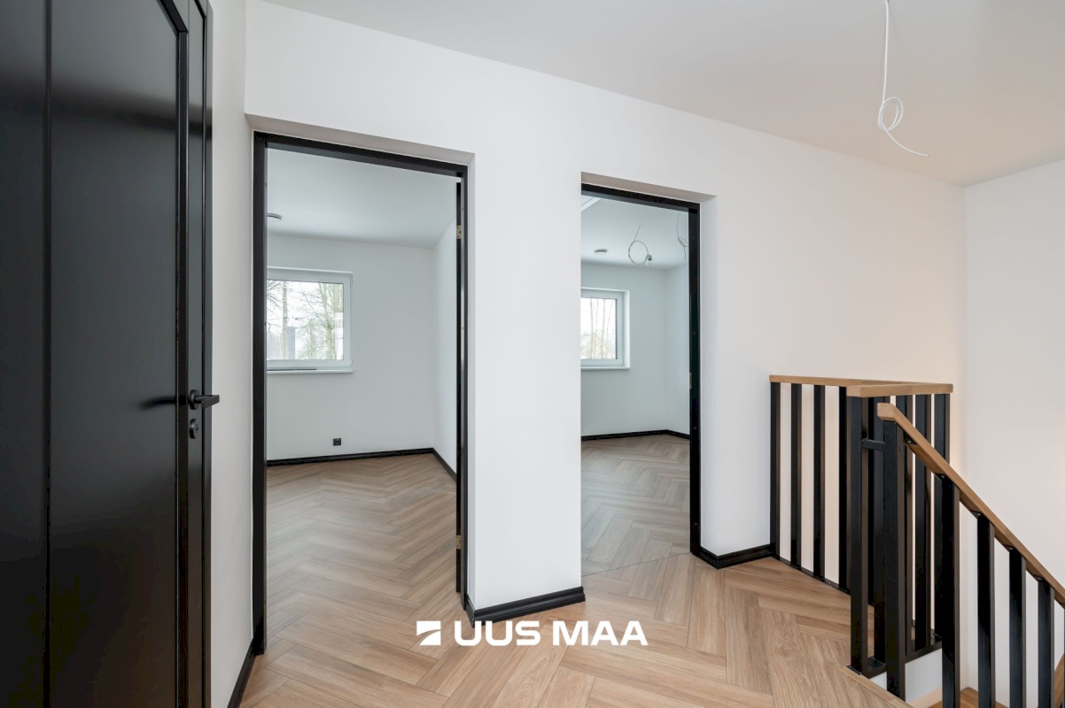 Anija vald, Kehra linn, Sõpruse väljak 12