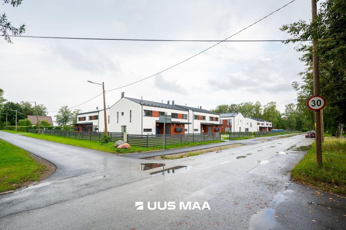 Anija vald, Kehra linn, Sõpruse väljak 12