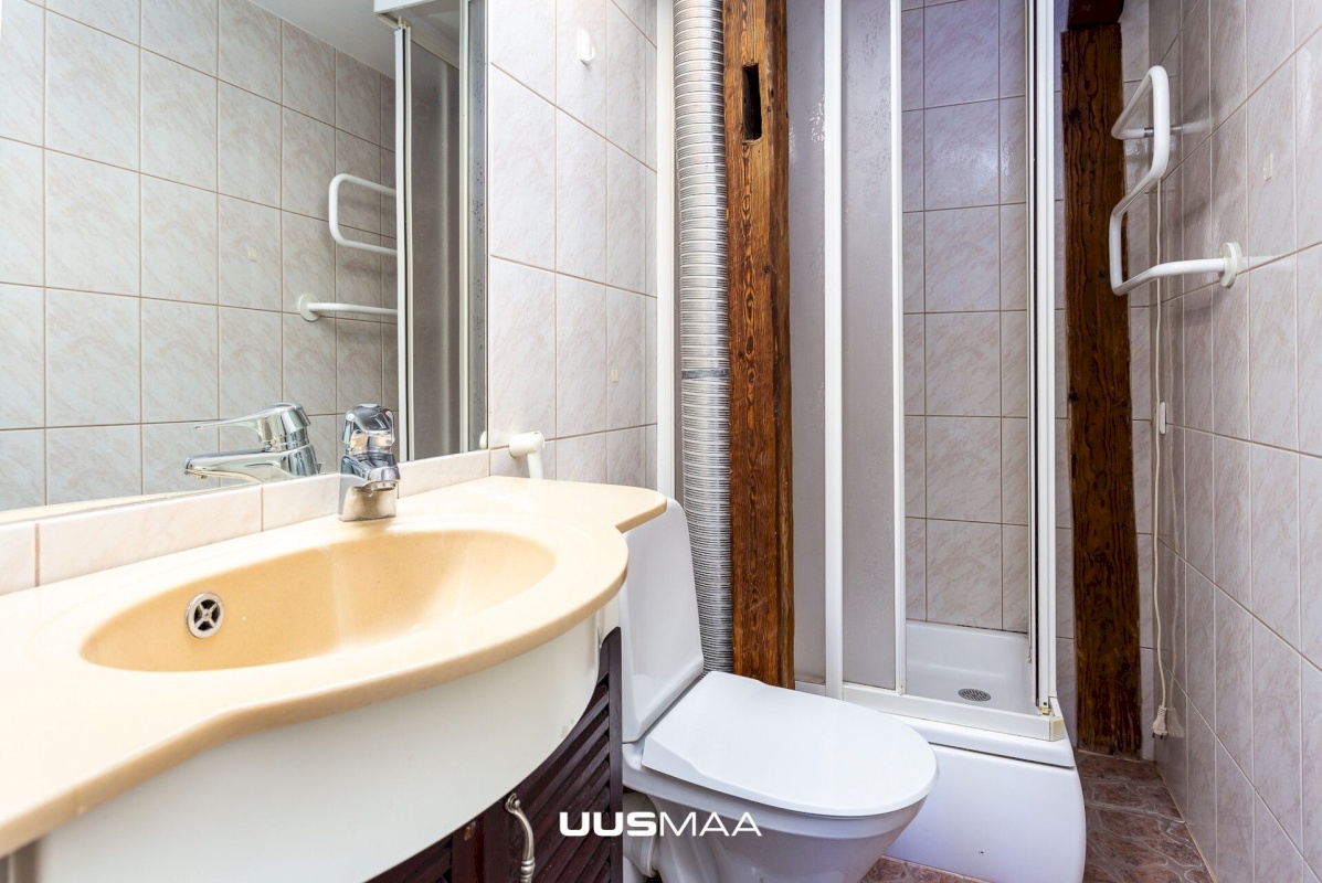 Tallinn, Kesklinna linnaosa, Vanalinna, Suur-Karja tn 4