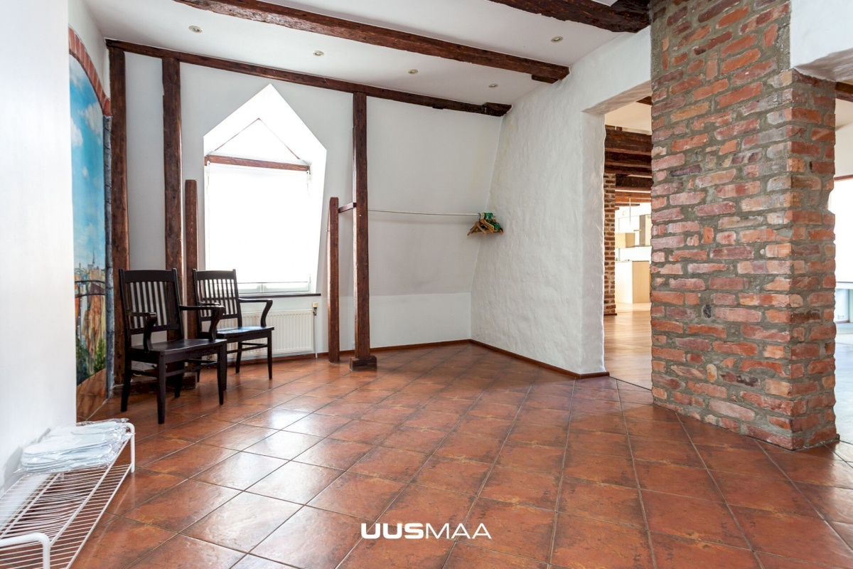 Tallinn, Kesklinna linnaosa, Vanalinna, Suur-Karja tn 4