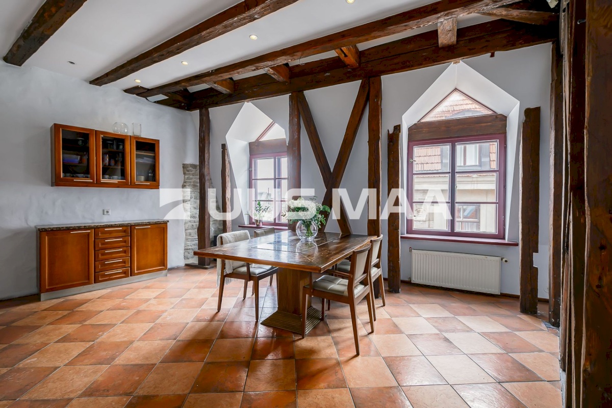 Tallinn, Kesklinna linnaosa, Vanalinna, Suur-Karja tn 4