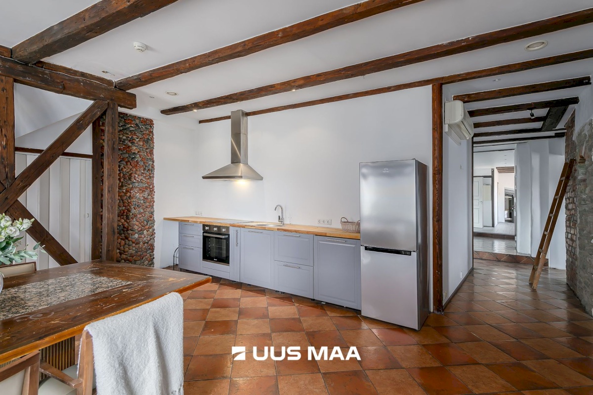 Tallinn, Kesklinna linnaosa, Vanalinna, Suur-Karja tn 4