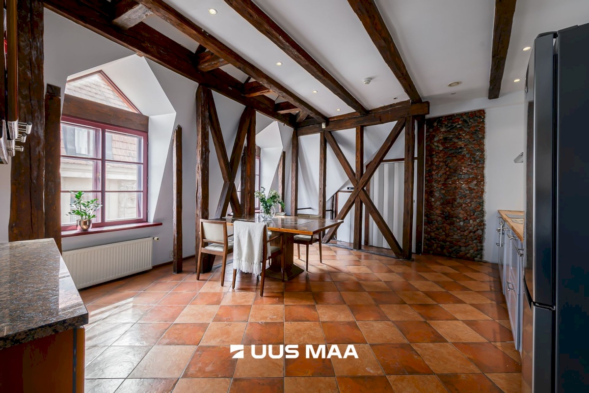 Tallinn, Kesklinna linnaosa, Vanalinna, Suur-Karja tn 4