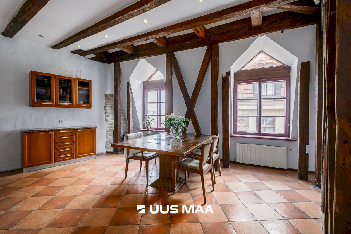 Tallinn, Kesklinna linnaosa, Vanalinna, Suur-Karja tn 4