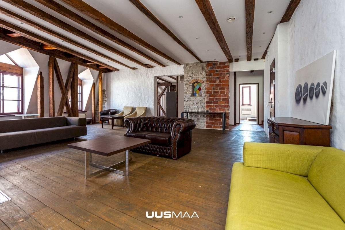 Tallinn, Kesklinna linnaosa, Vanalinna, Suur-Karja tn 4