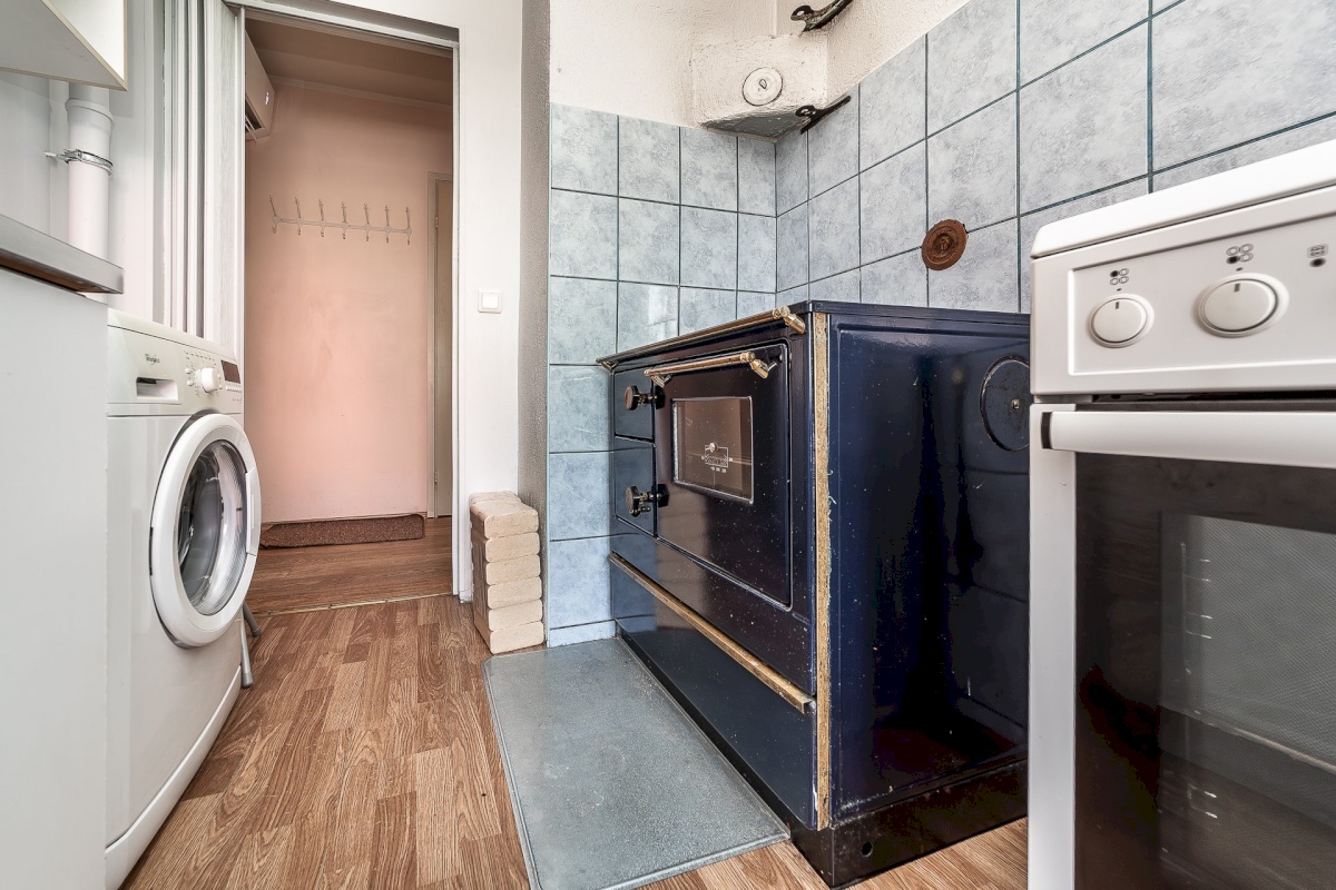 Tallinn, Nõmme linnaosa, Männiku, Männiku tee 111