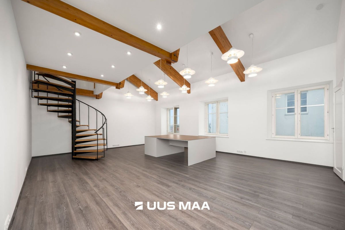 Tallinn, Kesklinna linnaosa, Vanalinn, Viru tn 9