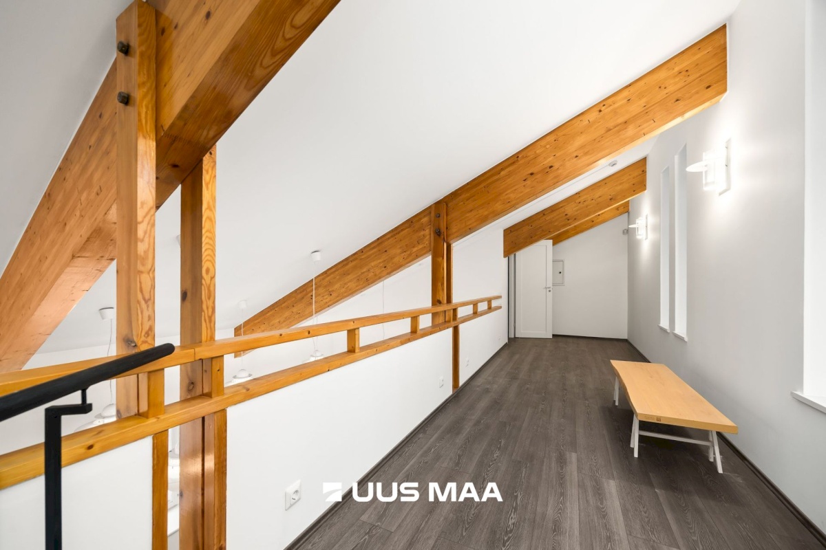 Tallinn, Kesklinna linnaosa, Vanalinn, Viru tn 9