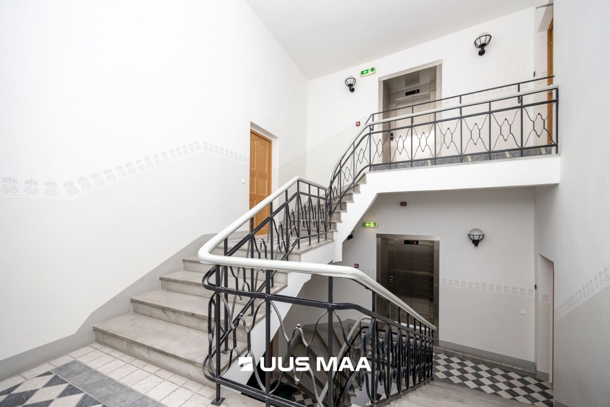 Tallinn, Kesklinna linnaosa, Vanalinn, Viru tn 9