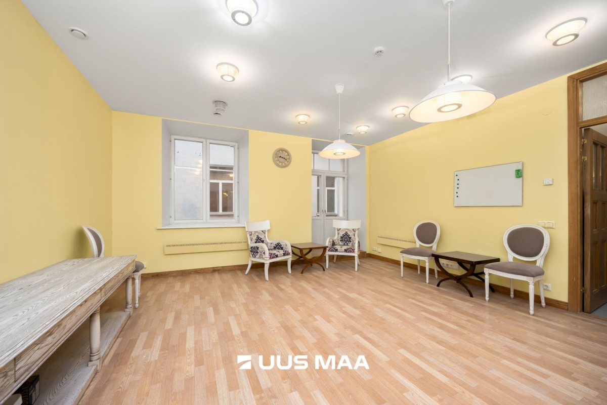 Tallinn, Kesklinna linnaosa, Vanalinn, Viru tn 9