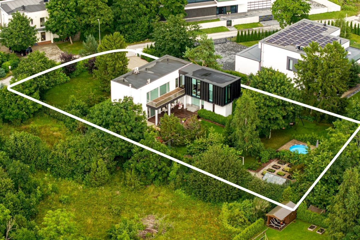 Harku vald, Muraste küla, Ladva tn 3