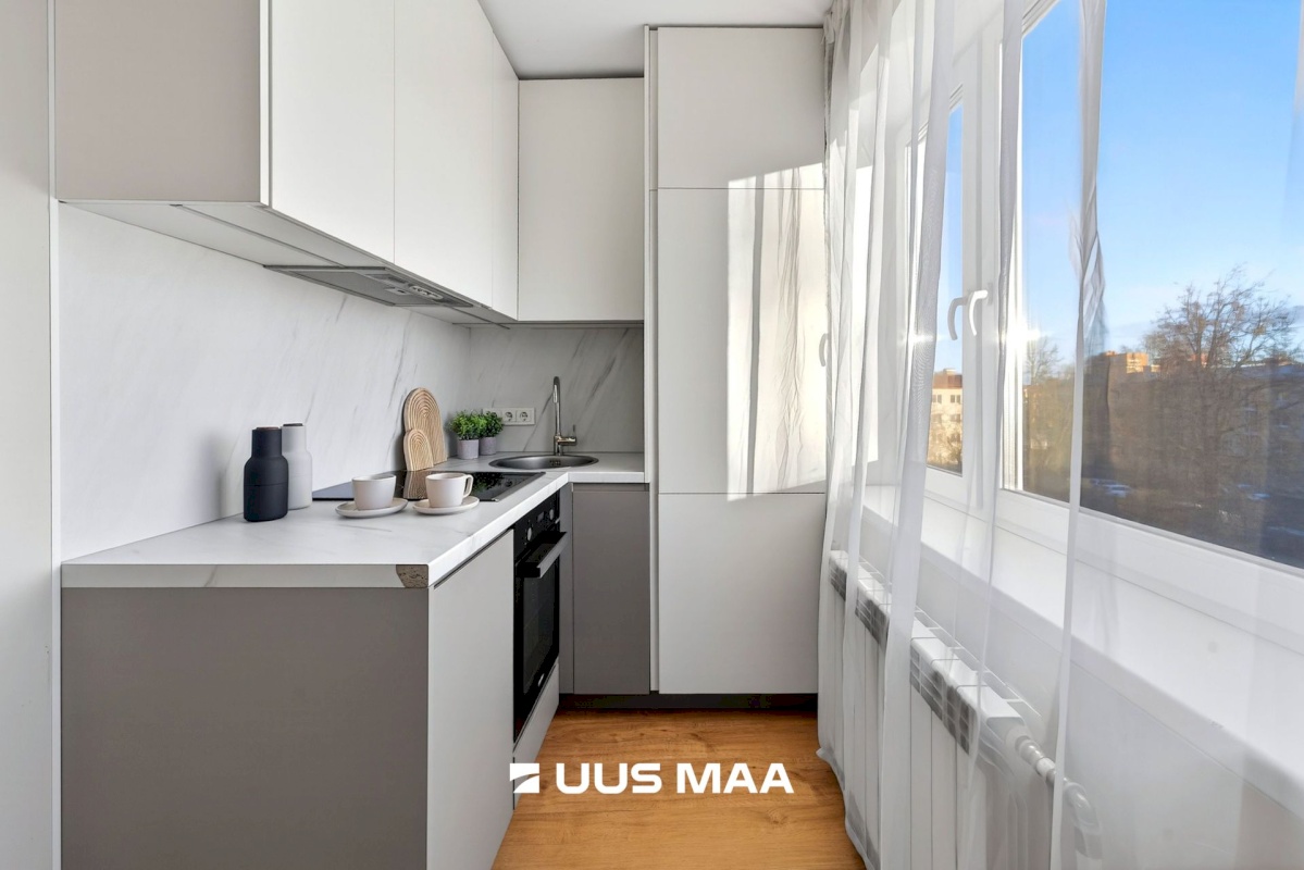 Tallinn, Mustamäe linnaosa, Akadeemia tee 52