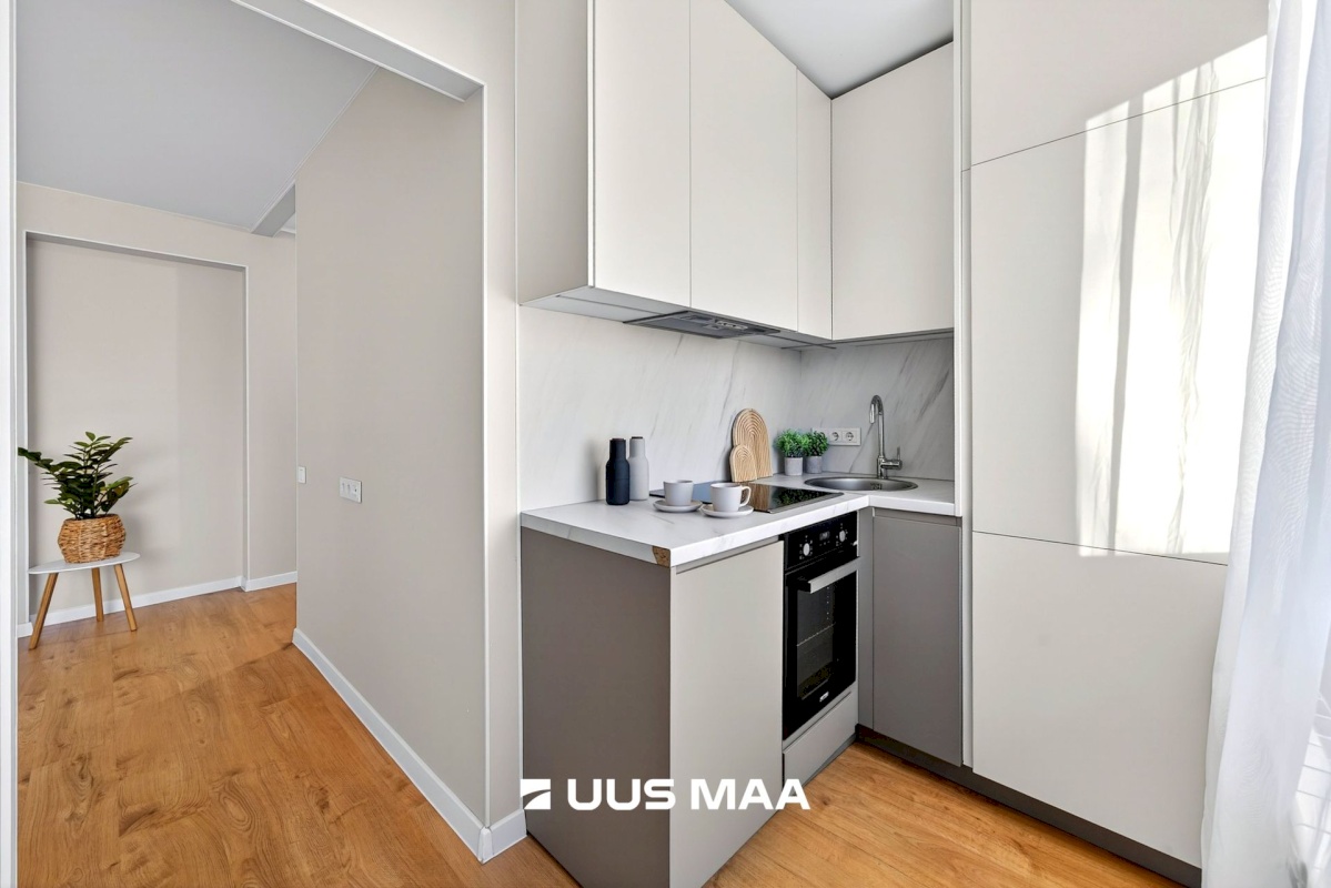 Tallinn, Mustamäe linnaosa, Akadeemia tee 52