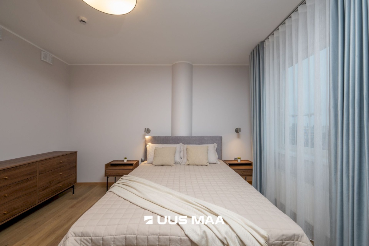 Tallinn, Kesklinna linnaosa, Südalinn, Tartu mnt 18