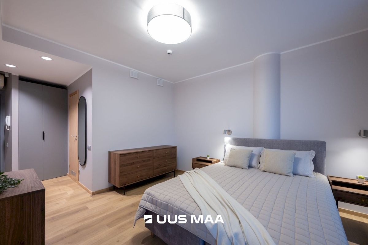 Tallinn, Kesklinna linnaosa, Südalinn, Tartu mnt 18