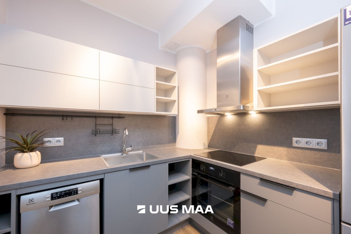 Tallinn, Kesklinna linnaosa, Südalinn, Tartu mnt 18