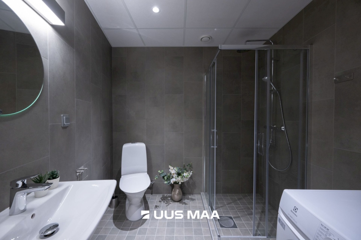 Tallinn, Kesklinna linnaosa, Südalinn, Tartu mnt 18