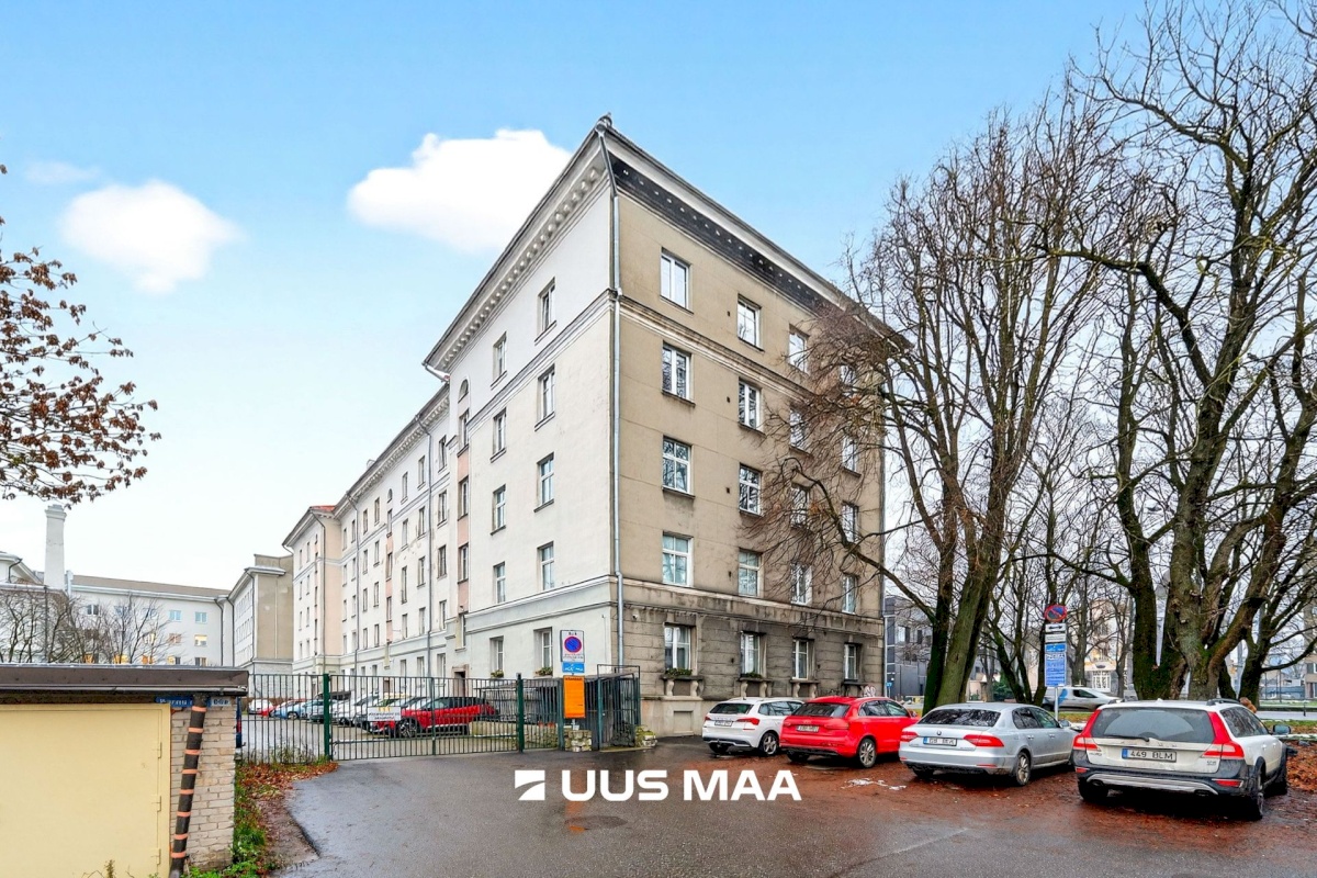 Tallinn, Kesklinna linnaosa, Pärnu mnt 62a