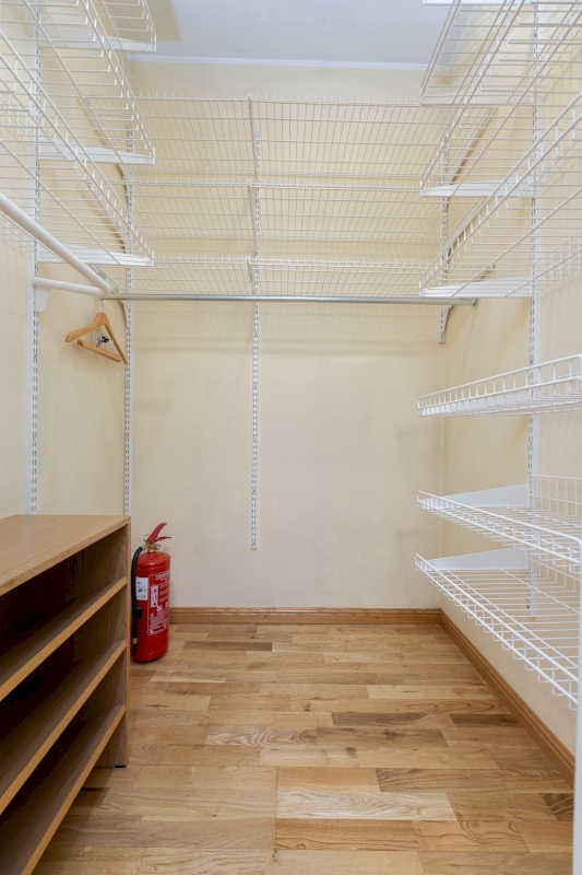 Tallinn, Kesklinna linnaosa, Kadriorg, F. R. Faehlmanni 5