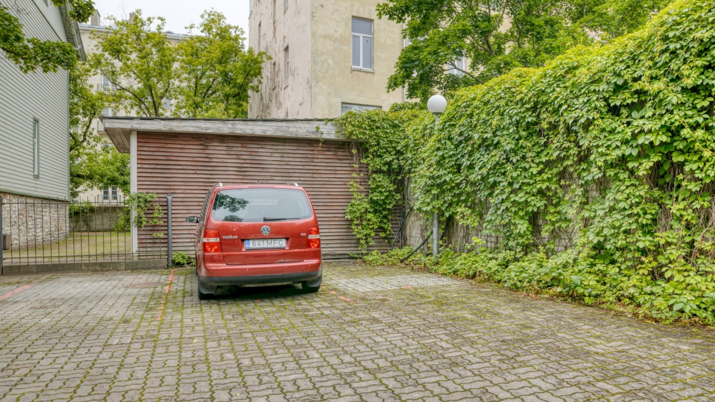 Tallinn, Kesklinna linnaosa, Kadriorg, F. R. Faehlmanni 5