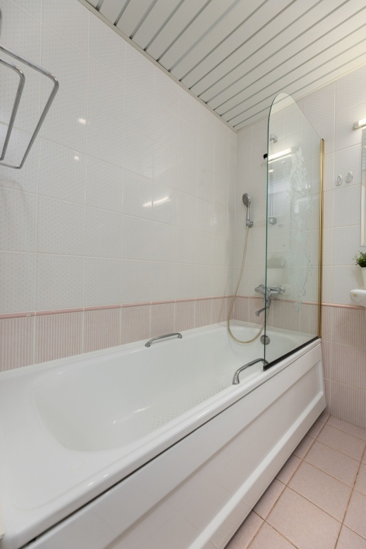 Tallinn, Kesklinna linnaosa, Kadriorg, F. R. Faehlmanni 5