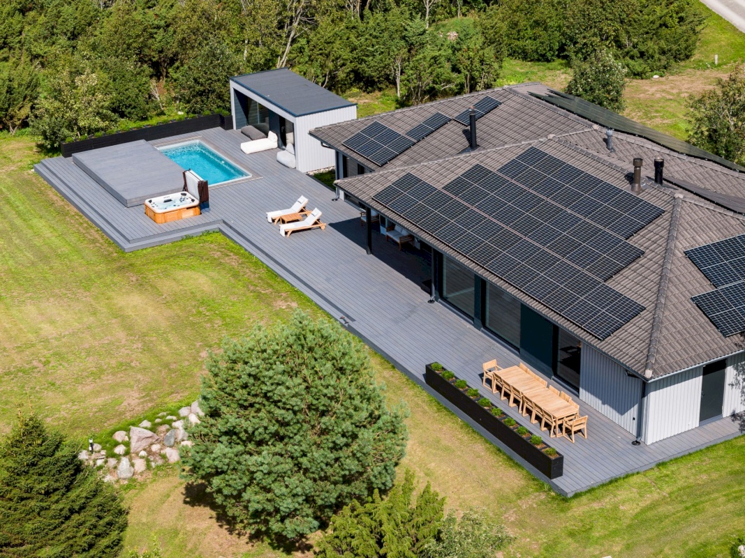 Viimsi vald, Rohuneeme küla, Sääre tee 37