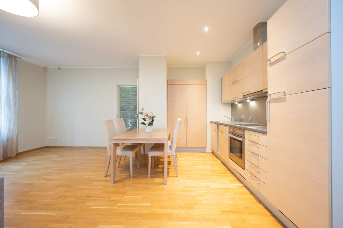 Tallinn, Kesklinna linnaosa, Tina tn 24