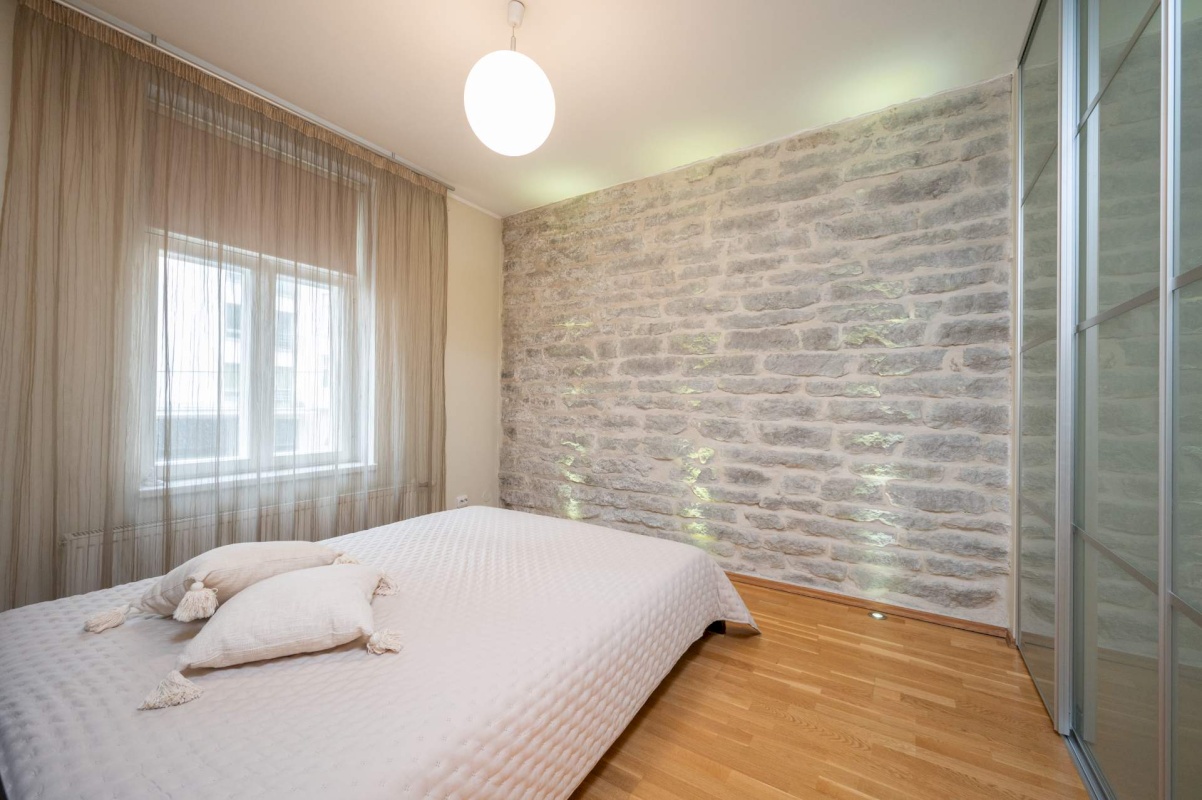 Tallinn, Kesklinna linnaosa, Tina tn 24