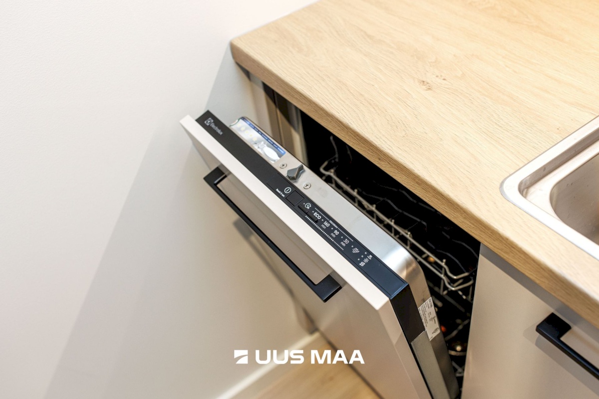 Tallinn, Mustamäe linnaosa, Mustamäe, Aiandi 18/2