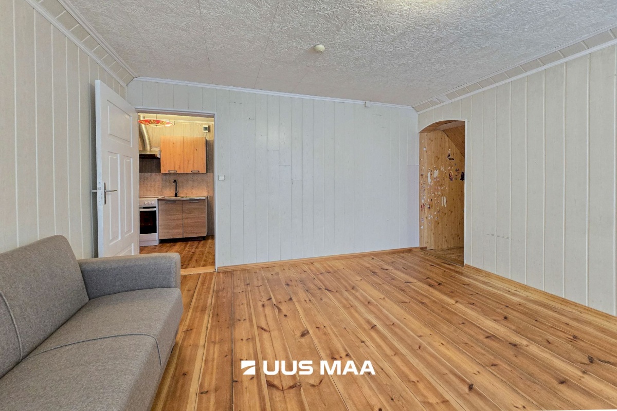 Viljandi linn, Uueveski, Kullamäe 9