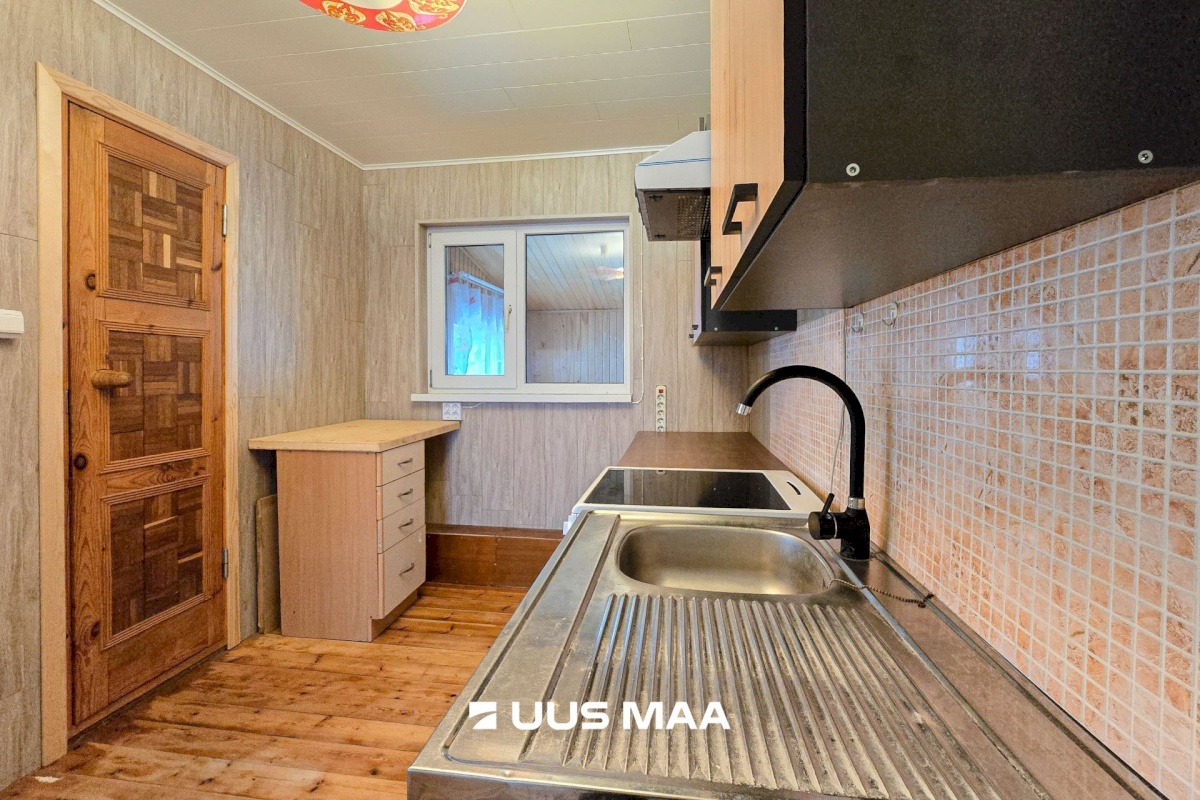 Viljandi linn, Uueveski, Kullamäe 9