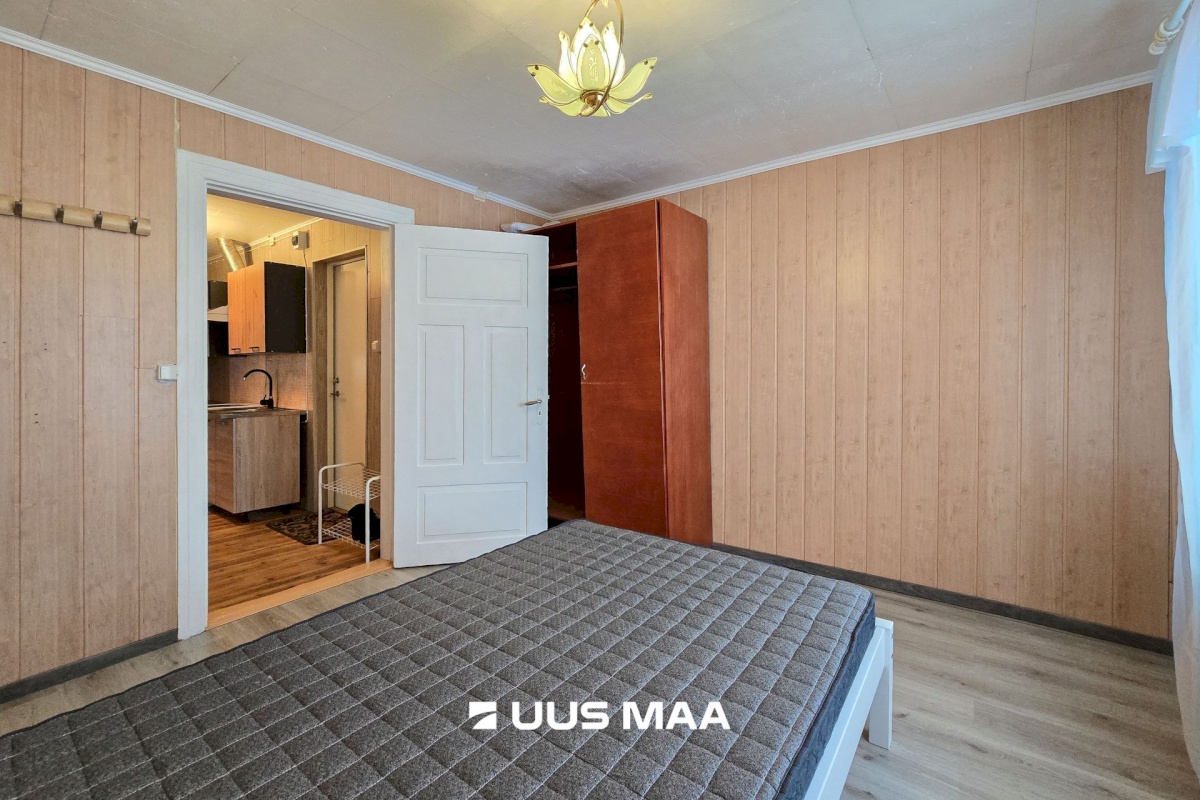 Viljandi linn, Uueveski, Kullamäe 9