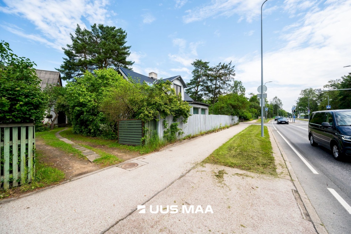 Tallinn, Nõmme linnaosa, Pärnu mnt 422a